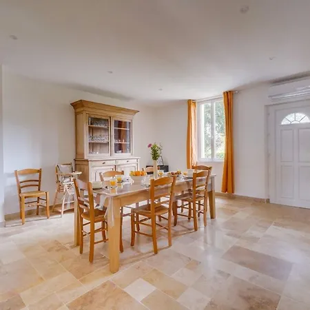 Familiale 3 Chambres, Au Coeur Des Vignes Casa de Férias