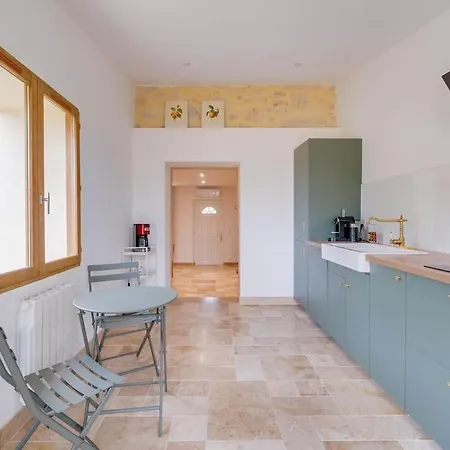 Casa de Férias Familiale 3 Chambres, Au Coeur Des Vignes Saint-Christophe-des-Bardes